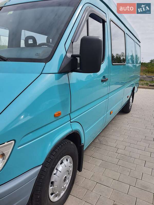 Вантажопасажирський фургон Mercedes-Benz Sprinter 1998 в Хмельницькому