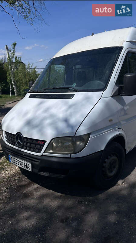 Mercedes-Benz Sprinter 2004