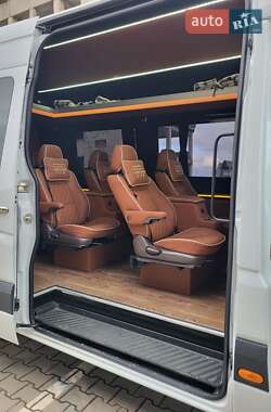 Микроавтобус Mercedes-Benz Sprinter 2015 в 