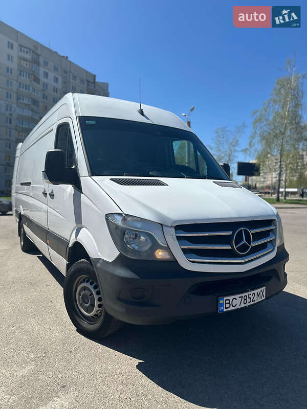 Вантажний фургон Mercedes-Benz Sprinter 2015 в Харкові