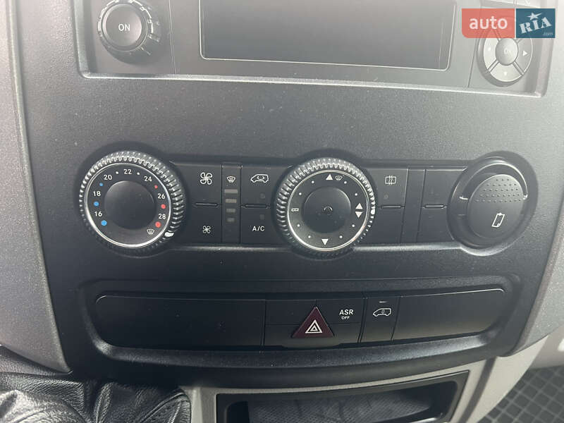 Вантажний фургон Mercedes-Benz Sprinter 2016 в Вінниці