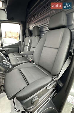 Вантажний фургон Mercedes-Benz Sprinter 2020 в 