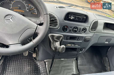 Грузовой фургон Mercedes-Benz Sprinter 2005 в 