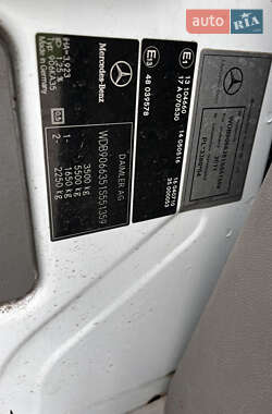 Грузовой фургон Mercedes-Benz Sprinter 2011 в 