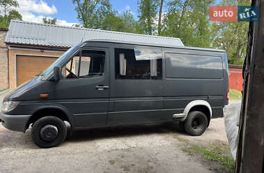 Вантажопасажирський фургон Mercedes-Benz Sprinter 2005 в 