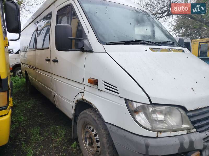 Mercedes-Benz Sprinter 2003