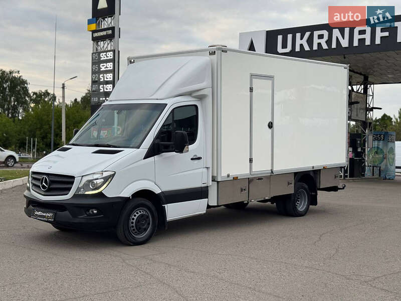 Грузовой фургон Mercedes-Benz Sprinter 2016 в 