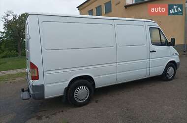 Грузовой фургон Mercedes-Benz Sprinter 2002 в 