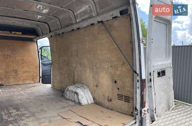 Вантажний фургон Mercedes-Benz Sprinter 2005 в 