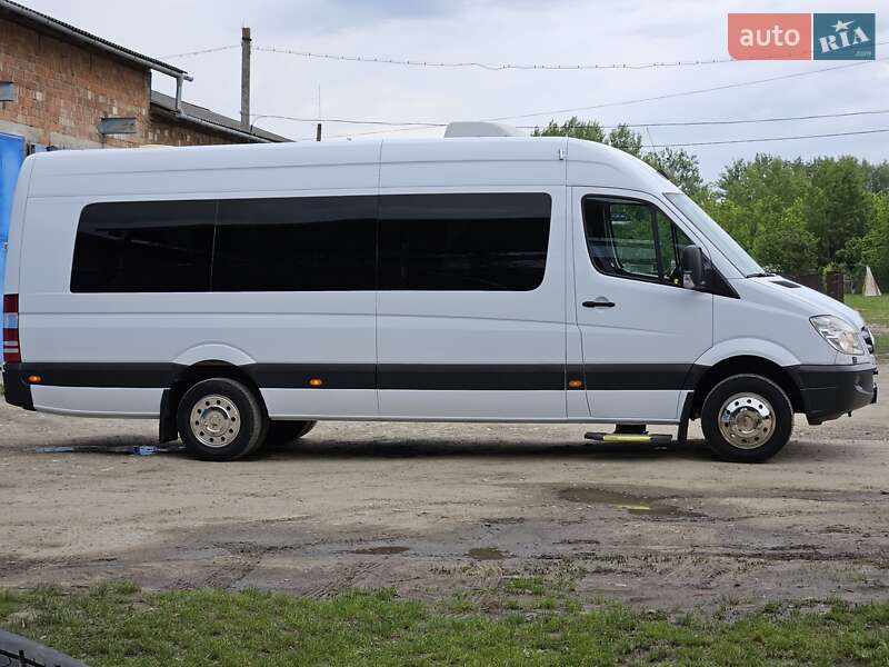 Туристичний / Міжміський автобус Mercedes-Benz Sprinter 2013 в 