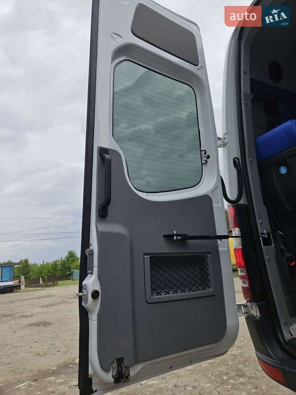 Туристический / Междугородний автобус Mercedes-Benz Sprinter 2013 в Черновцах