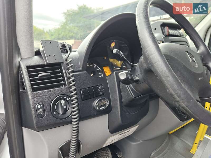 Туристический / Междугородний автобус Mercedes-Benz Sprinter 2013 в Черновцах