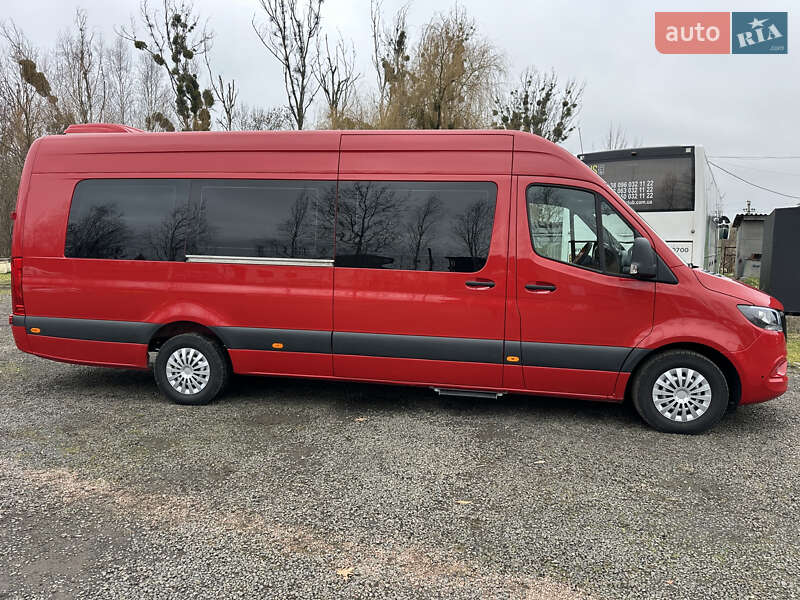 Вантажопасажирський фургон Mercedes-Benz Sprinter 2020 в Луцьку