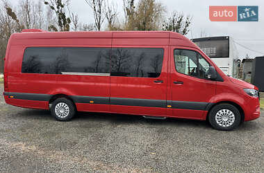 Вантажопасажирський фургон Mercedes-Benz Sprinter 2020 в 