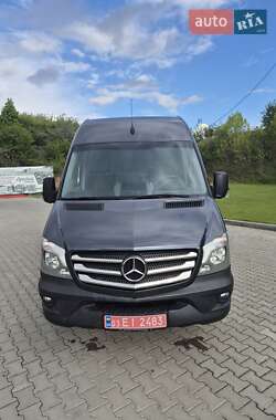 Грузовой фургон Mercedes-Benz Sprinter 2017 в 