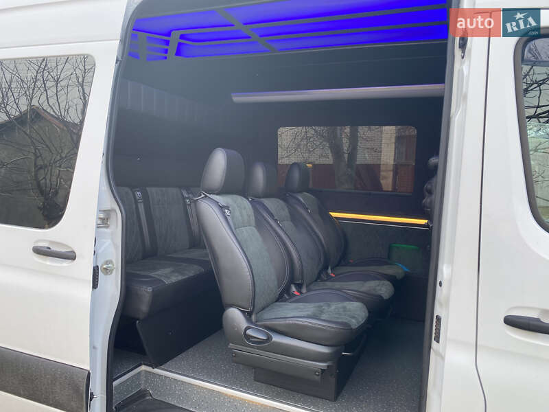 Микроавтобус Mercedes-Benz Sprinter 2019 в Киеве