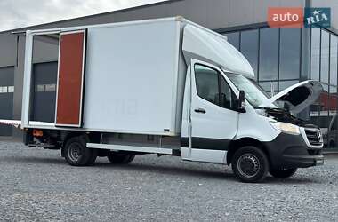 Грузовой фургон Mercedes-Benz Sprinter 2021 в 