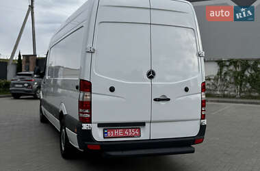Вантажний фургон Mercedes-Benz Sprinter 2016 в 