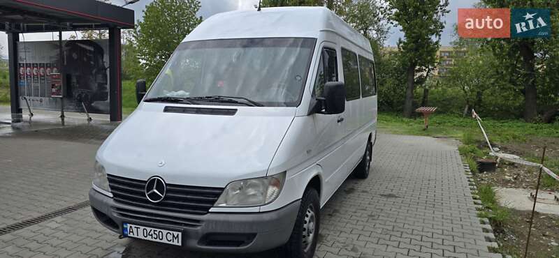 Микроавтобус Mercedes-Benz Sprinter 2000 в Ивано-Франковске