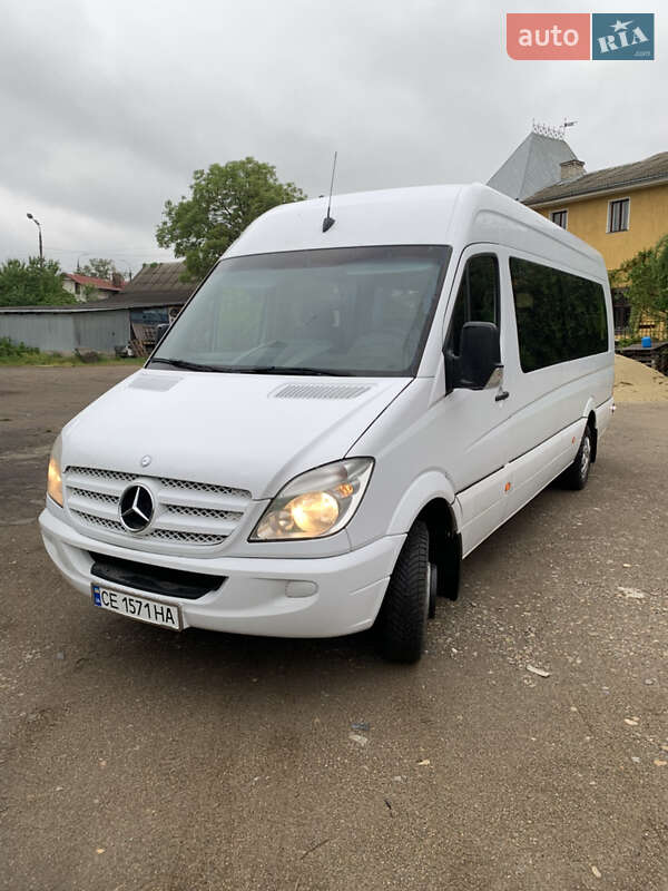Туристичний / Міжміський автобус Mercedes-Benz Sprinter 2010 в Чернівцях