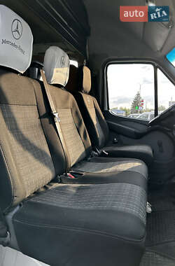 Грузовой фургон Mercedes-Benz Sprinter 2005 в 