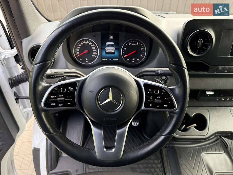 Вантажний фургон Mercedes-Benz Sprinter 2018 в Львові
