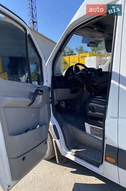 Грузовой фургон Mercedes-Benz Sprinter 2014 в 
