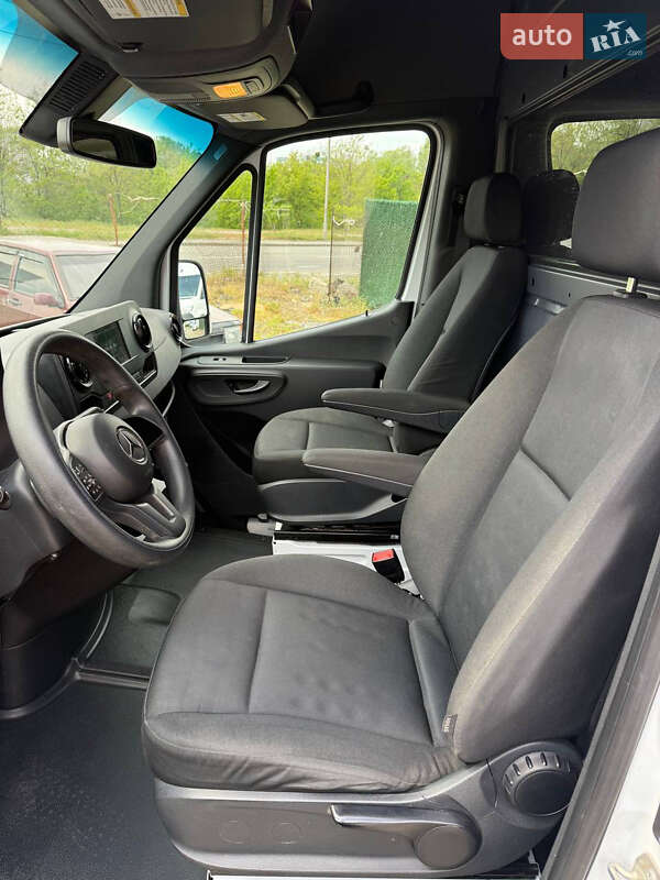 Вантажний фургон Mercedes-Benz Sprinter 2021 в Києві