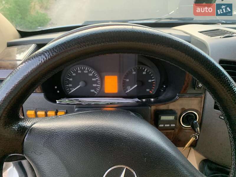 Микроавтобус Mercedes-Benz Sprinter 2006 в Черкассах