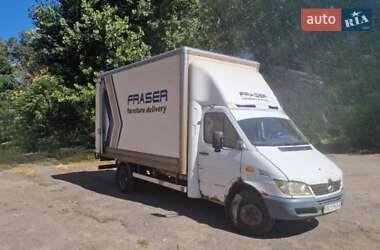 Грузовой фургон Mercedes-Benz Sprinter 2005 в 