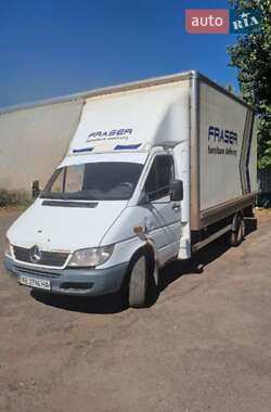 Грузовой фургон Mercedes-Benz Sprinter 2005 в 