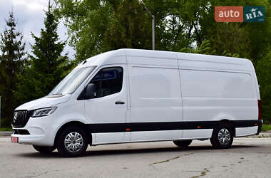 Грузовой фургон Mercedes-Benz Sprinter 2020 в 