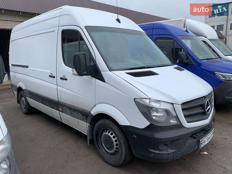 Грузовой фургон Mercedes-Benz Sprinter 2017 в 