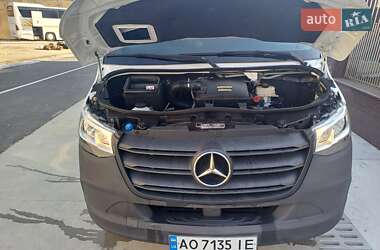 Грузовой фургон Mercedes-Benz Sprinter 2022 в 