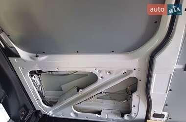 Грузовой фургон Mercedes-Benz Sprinter 2022 в 