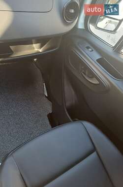 Грузовой фургон Mercedes-Benz Sprinter 2022 в 