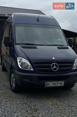 Грузовой фургон Mercedes-Benz Sprinter 2011 в 