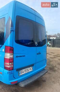 Приміський автобус Mercedes-Benz Sprinter 2011 в 