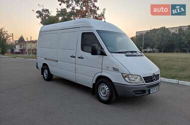 Грузовой фургон Mercedes-Benz Sprinter 2006 в 
