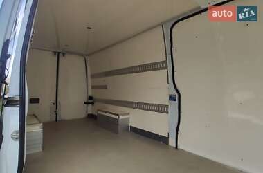 Вантажний фургон Mercedes-Benz Sprinter 2011 в 