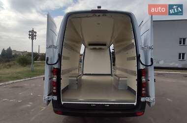 Вантажний фургон Mercedes-Benz Sprinter 2011 в 
