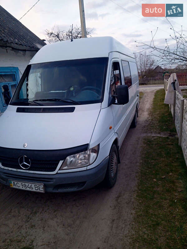 Mercedes-Benz Sprinter 2005