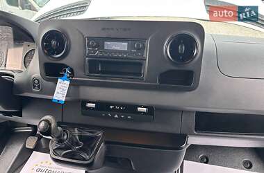 Вантажний фургон Mercedes-Benz Sprinter 2021 в 