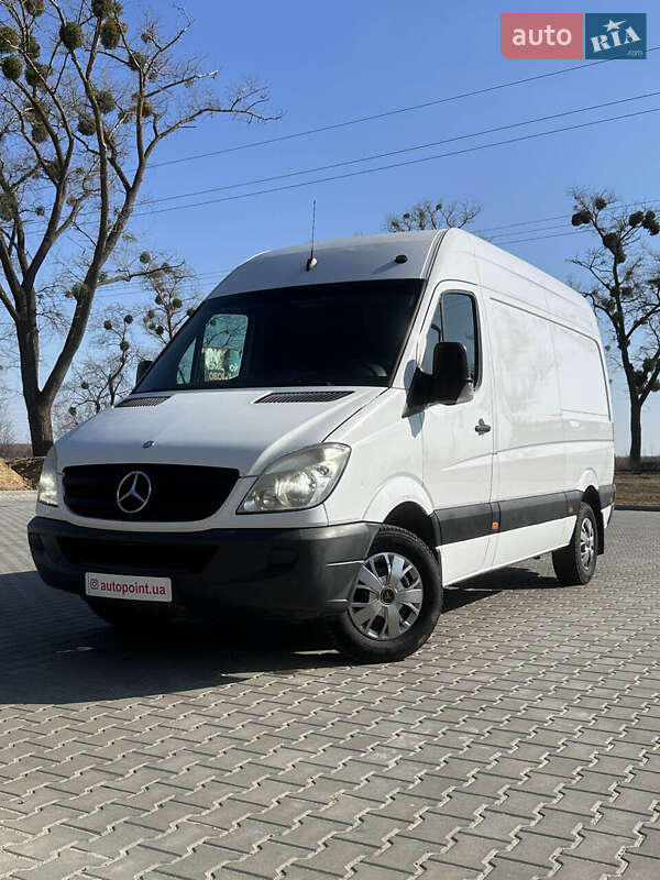 Вантажний фургон Mercedes-Benz Sprinter 2009 в 