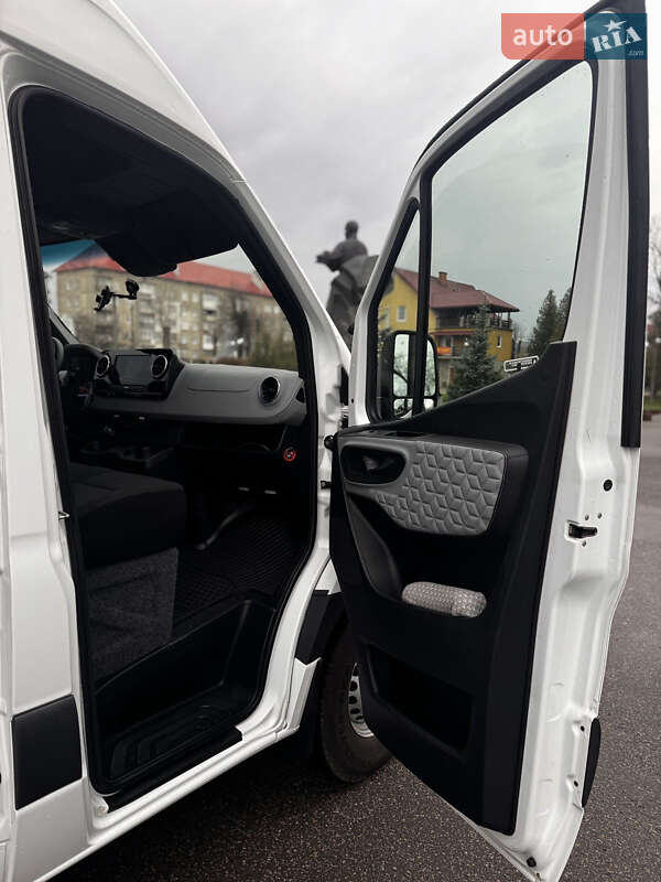 Грузопассажирский фургон Mercedes-Benz Sprinter 2019 в Рожнятове