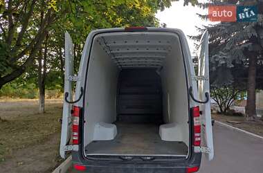 Вантажний фургон Mercedes-Benz Sprinter 2011 в 