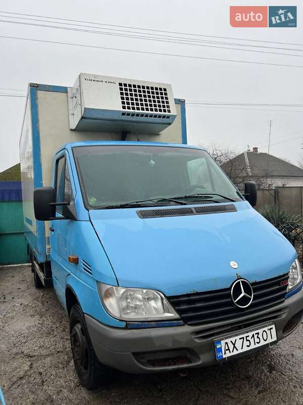 Mercedes-Benz Sprinter 2005