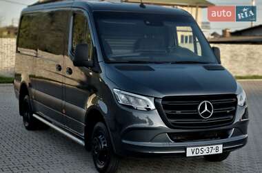 Вантажний фургон Mercedes-Benz Sprinter 2020 в 