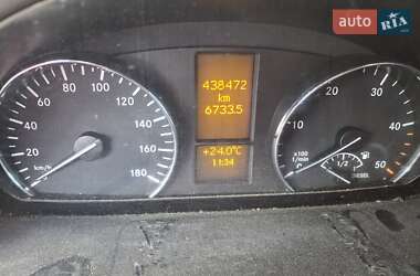 Грузовой фургон Mercedes-Benz Sprinter 2011 в 