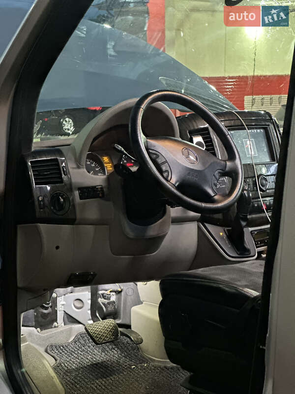 Мікроавтобус Mercedes-Benz Sprinter 2013 в Чернівцях